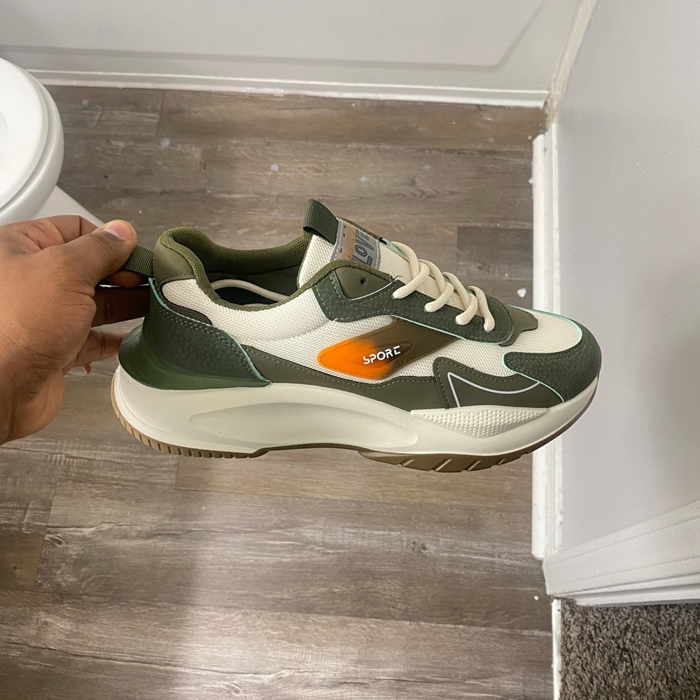 Sporto Green and White Sneakers with Classic Style